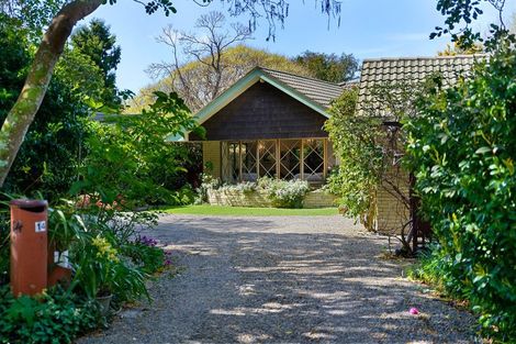 Photo of property in 14 River Glade, Waikanae, 5036