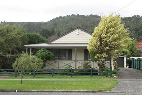 Photo of property in 29 Tawhai Street, Stokes Valley, Lower Hutt, 5019