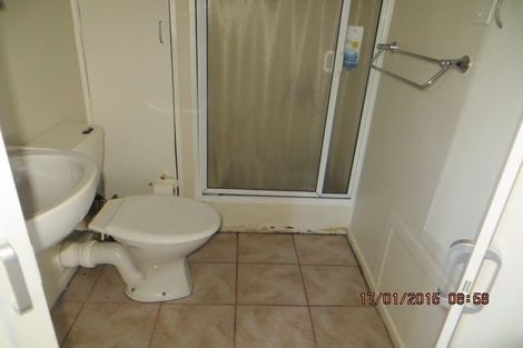 Photo of property in 6 Castledine Crescent, Glen Innes, Auckland, 1072