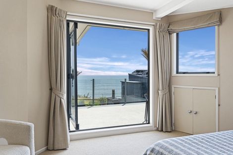 Photo of property in 18 Hine Street, New Plymouth, 4310