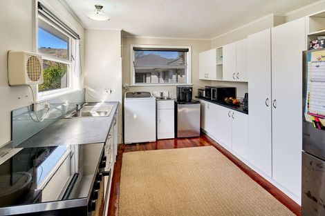 Photo of property in 316 Main Road, Tawa, Wellington, 5028