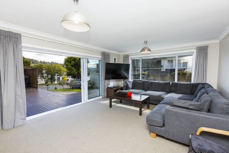 Photo of property in 23 Sunbrae Drive, Silverstream, Upper Hutt, 5019