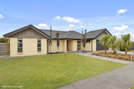 Photo of property in 14 Jacqueline Drive, West Melton, 7618
