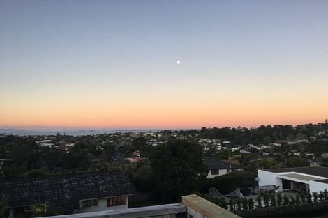 Photo of property in 154 Weatherly Road, Torbay, Auckland, 0630