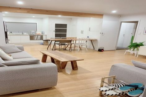 Photo of property in 2/134 Onewa Road, Northcote, Auckland, 0627