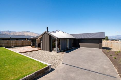 Photo of property in 22 Woodpecker Street, Lake Hawea, Wanaka, 9382