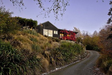 Photo of property in 361 Tucker Beach Road, Queenstown Hill, Queenstown, 9371