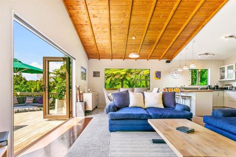 Photo of property in 59 Western Road, Laingholm, Auckland, 0604