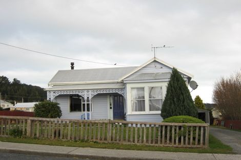 Photo of property in 10 Wyre Street, Kaitangata, 9210