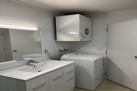 Photo of property in 8/8 Girton Terrace, Mount Cook, Wellington, 6021