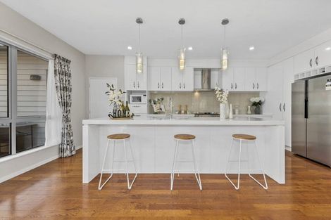 Photo of property in 35 Clady Drive, Flat Bush, Auckland, 2019