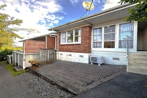 Photo of property in 2/39 Udys Road, Pakuranga, Auckland, 2010