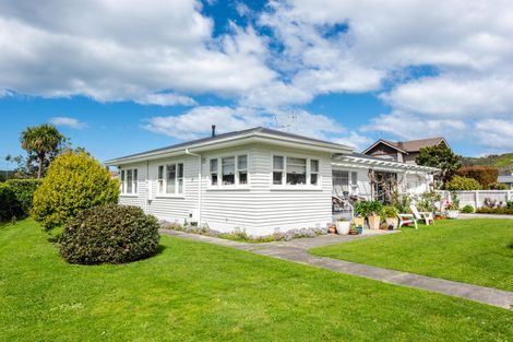 Photo of property in 77 Harris Street, Kaiti, Gisborne, 4010