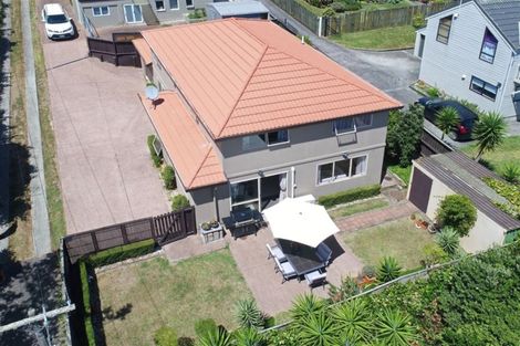 Photo of property in 10a Blacklock Avenue, Henderson, Auckland, 0612
