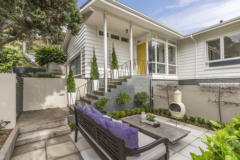 Photo of property in 30 Mantell Street, Seatoun, Wellington, 6022