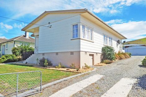 Photo of property in 10 Mclean Street, Oamaru North, Oamaru, 9400