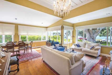 Photo of property in 43 King Edward Parade, Devonport, Auckland, 0624