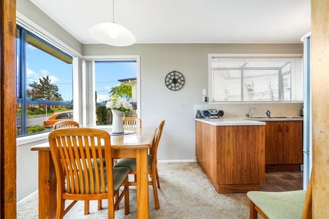 Photo of property in 29 Garden Heights Avenue, Glenview, Hamilton, 3206