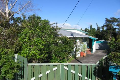 Photo of property in 53 Victory Road, Laingholm, Auckland, 0604