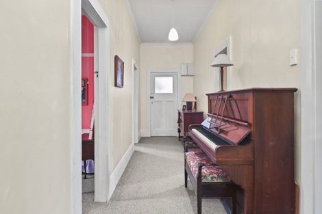 Photo of property in 6 Rose Street, Tirau, 3410