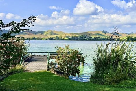 Photo of property in 30 Kimihia Road, Huntly, 3700