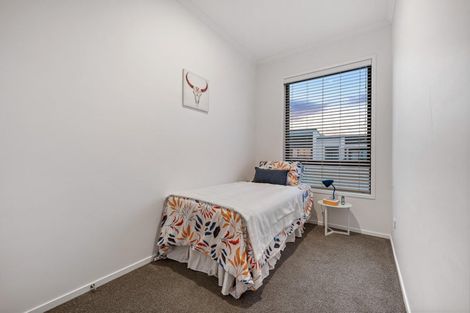 Photo of property in 16 Malcolm Calder Road, Hobsonville, Auckland, 0616