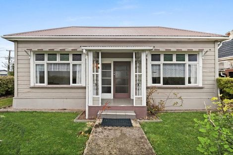 Photo of property in 195 Macandrew Road, South Dunedin, Dunedin, 9012