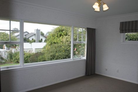 Photo of property in 9 Longmuir Street, Ilam, Christchurch, 8041