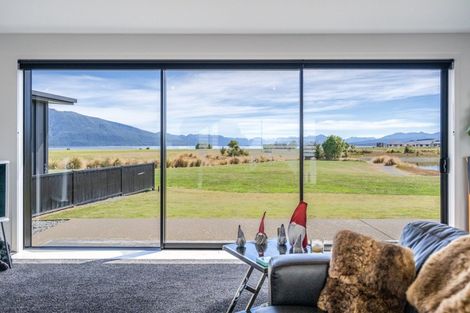 Photo of property in 136 Howden Street, Te Anau, 9600