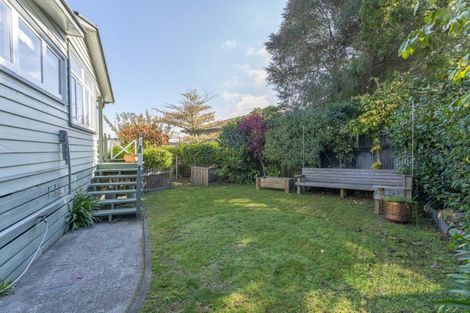 Photo of property in 10 Tamatea Road, Taupo, 3330