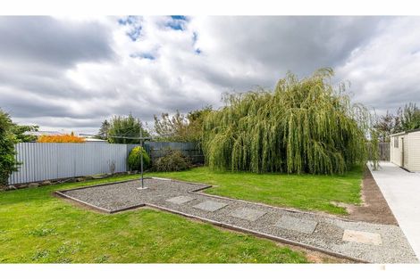 Photo of property in 39 Rhodes Street, Waimate, 7924