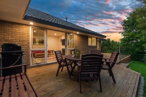 Photo of property in 158 Ruapehu Drive, Fitzherbert, Palmerston North, 4410