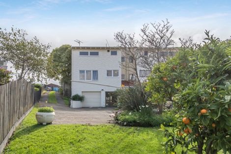 Photo of property in 46b Rosario Crescent, Red Beach, 0932