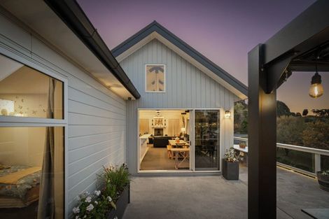 Photo of property in 1 Te Roera Drive, Taradale, Napier, 4112