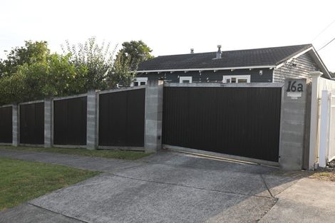 Photo of property in 1/16 Arahoe Road, New Lynn, Auckland, 0600