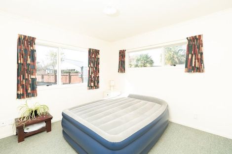 Photo of property in 48 Catalina Drive, Melville, Hamilton, 3206