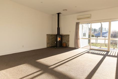Photo of property in 8 Ragan Lane, Wanaka, 9305