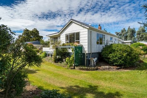 Photo of property in 9 Surat Bay Road, New Haven, Owaka, 9585