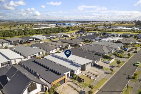 Photo of property in 10 Pimelea Street, Papamoa Beach, Papamoa, 3118