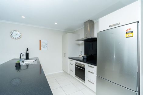 Photo of property in 35 Ridgedale Crescent, Flagstaff, Hamilton, 3210