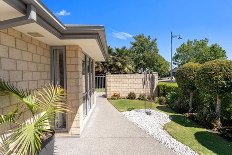 Photo of property in 40 Country Palms Drive, Halswell, Christchurch, 8025
