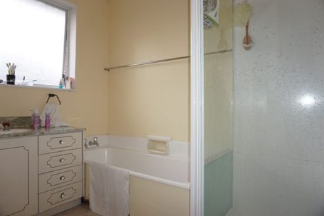 Photo of property in 79 Waratah Street, Avondale, Christchurch, 8061