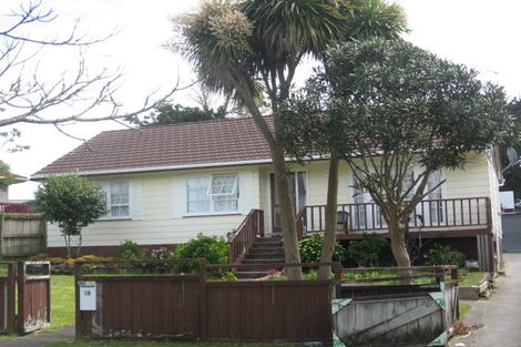 Photo of property in 13 Trounson Avenue, Clendon Park, Auckland, 2103