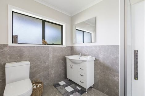 Photo of property in 15a West Hoe Road, Orewa, 0931