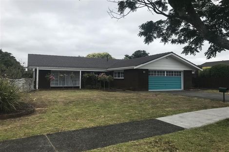 Photo of property in 185 Walter Strevens Drive, Conifer Grove, Takanini, 2112