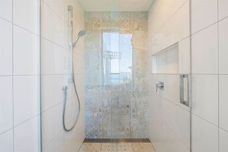 Photo of property in 80 Moana Road, Plimmerton, Porirua, 5026