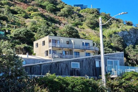 Photo of property in 8/410 The Esplanade, Island Bay, Wellington, 6023