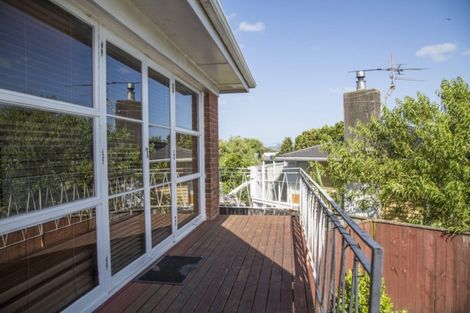 Photo of property in 7 Locket Road, Glenfield, Auckland, 0629