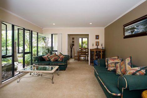 Photo of property in 20 Excelsa Place, Albany, Auckland, 0632