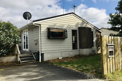 Photo of property in 9 Pukeko Street, Paraparaumu, 5032